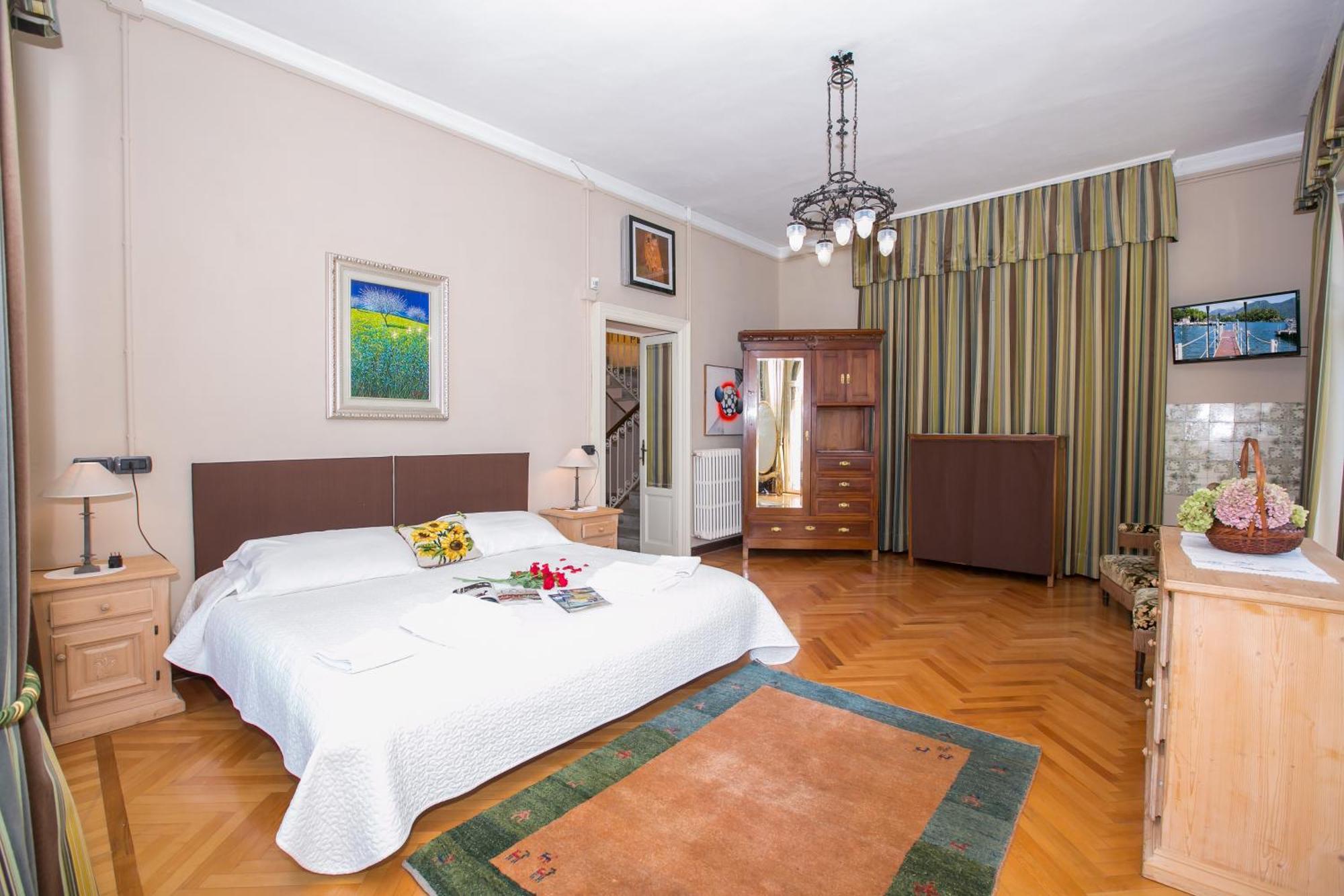 Villa Lucia Grande Varenna Exterior photo